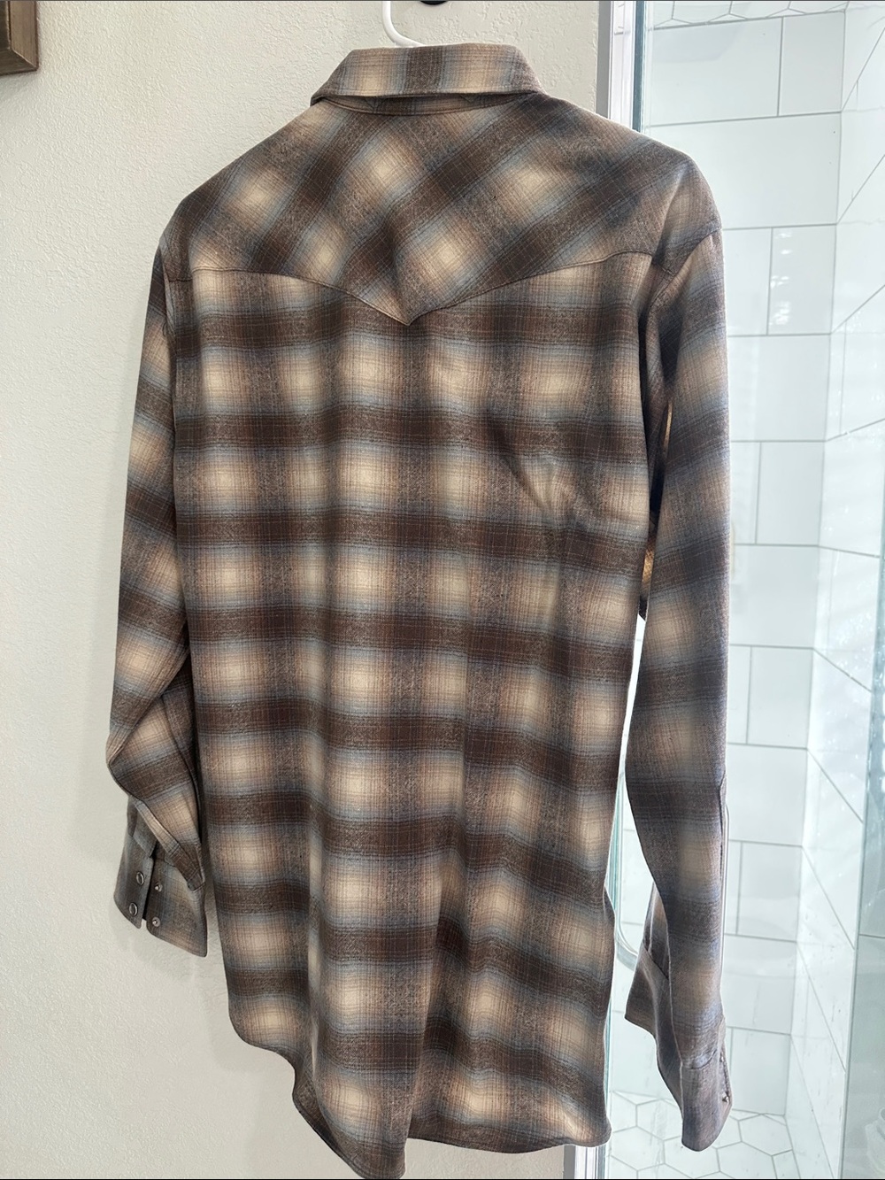 Pendleton Men's Brown and Cream Plaid Western Button-Down Shirt - Picture 2 of 5